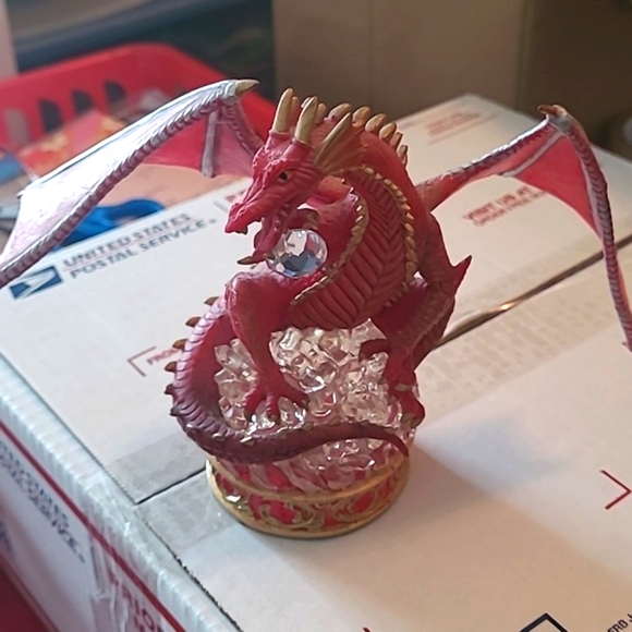 Red dragon figurine Youngblood the guardian - Picture 1 of 4